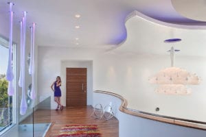 07-winn-14515-ridgewood-terrace-model-in-upstairs-hallway - Winn Wittman Architecture